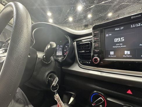 Used 2019 Kia Rio S FWD image 19