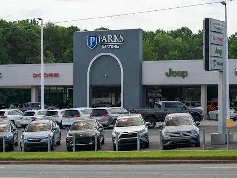 Used 2015 RAM 1500 Outdoorsman image 3