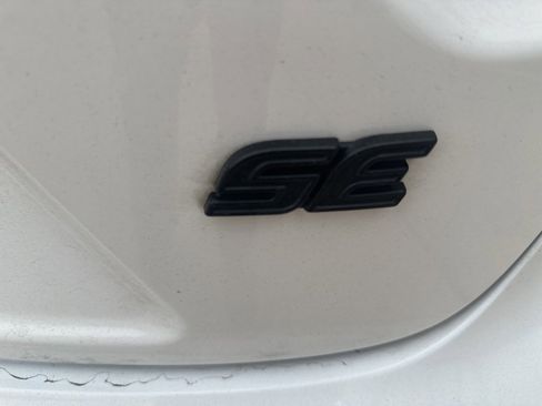 Used 2024 Toyota Corolla SE image 4