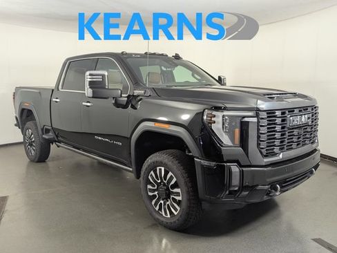 Used 2024 GMC Sierra 2500 Denali Ultimate AWD/4WD image 1
