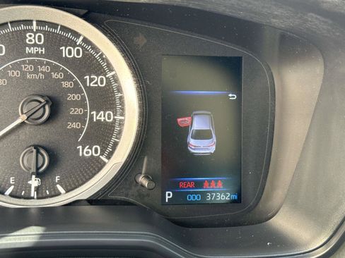 Used 2022 Toyota Corolla LE FWD image 19