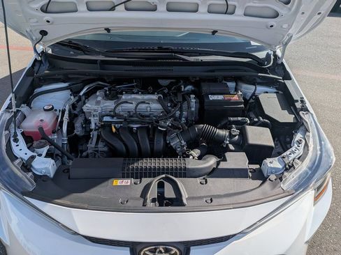 Used 2022 Toyota Corolla LE image 15