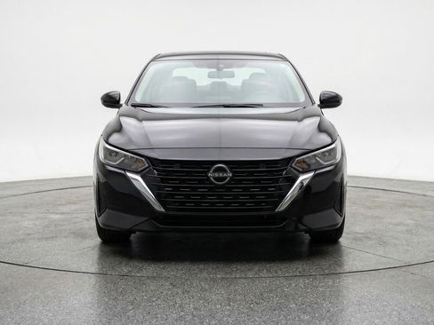 Used 2025 Nissan Sentra SV FWD image 2