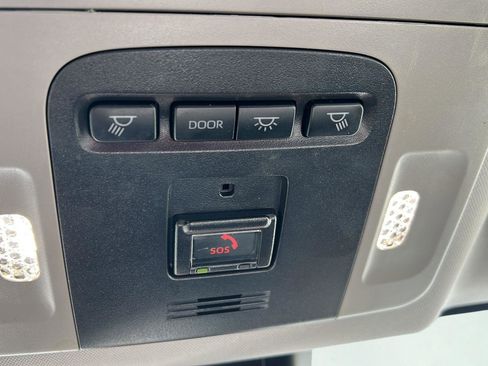 Used 2023 Toyota Camry XLE w/ Navigation Package image 22