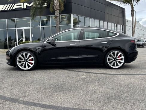 Used 2019 Tesla Model 3 Performance image 8