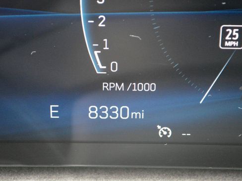 Used 2024 Cadillac XT4 Sport AWD/4WD image 32