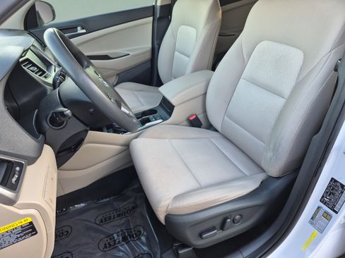Used 2018 Hyundai Tucson SEL AWD/4WD image 17