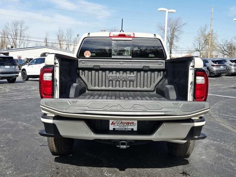 New 2026 GMC Canyon AT4 w/ Technology Plus Package AWD/4WD image 14