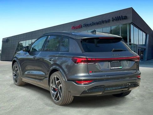 New 2027 Audi SQ6 e-tron Premium Plus AWD/4WD image 3