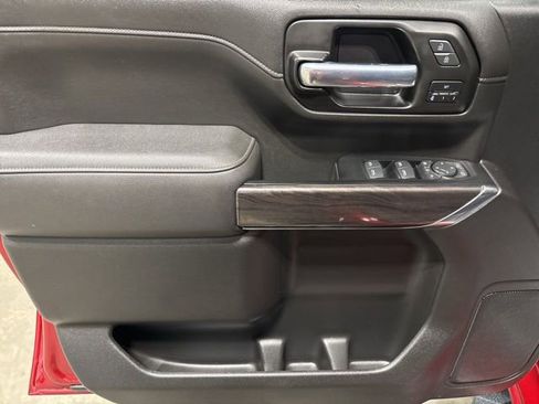 Used 2021 Chevrolet Silverado 2500 LTZ w/ LTZ Convenience Package image 14