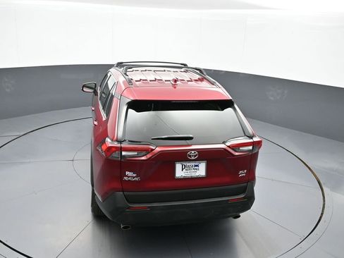 Certified 2019 Toyota RAV4 XLE w/ Convenience Package image 39