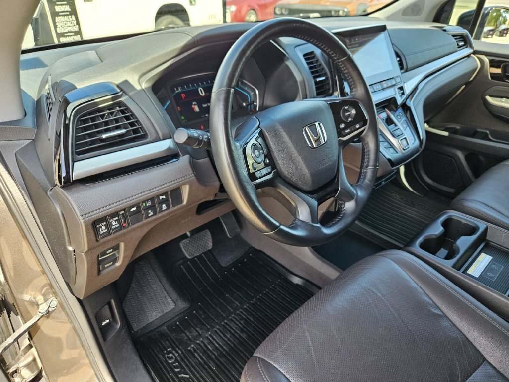 Used 2018 Honda Odyssey Elite image 19