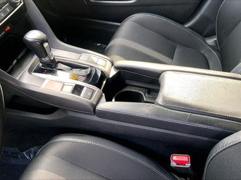 Used 2019 Honda Civic Sport image 17