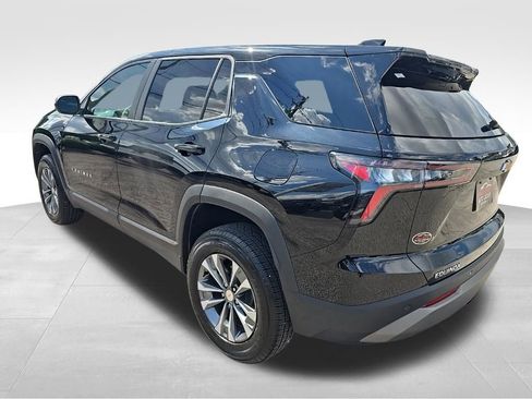 Used 2026 Chevrolet Equinox LT FWD image 5