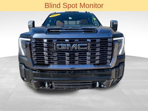 Used 2024 GMC Sierra 2500 Denali Ultimate image 4