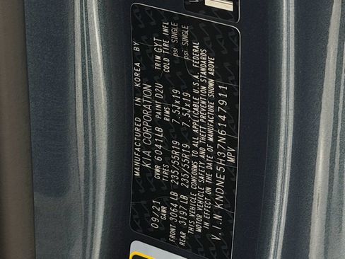 Used 2022 Kia Carnival SX image 31