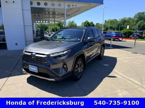 Used 2023 Toyota RAV4 Limited AWD/4WD image 1