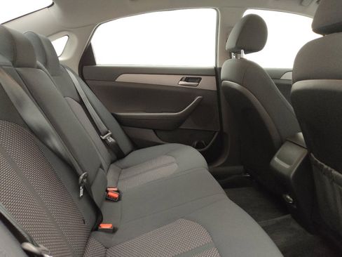 Used 2019 Hyundai Sonata SE FWD image 19