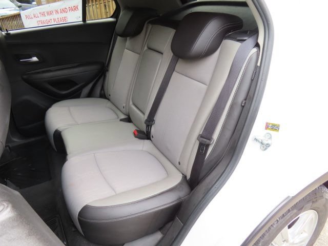 Used 2015 Chevrolet Trax LT w/ LT Plus Package FWD image 14