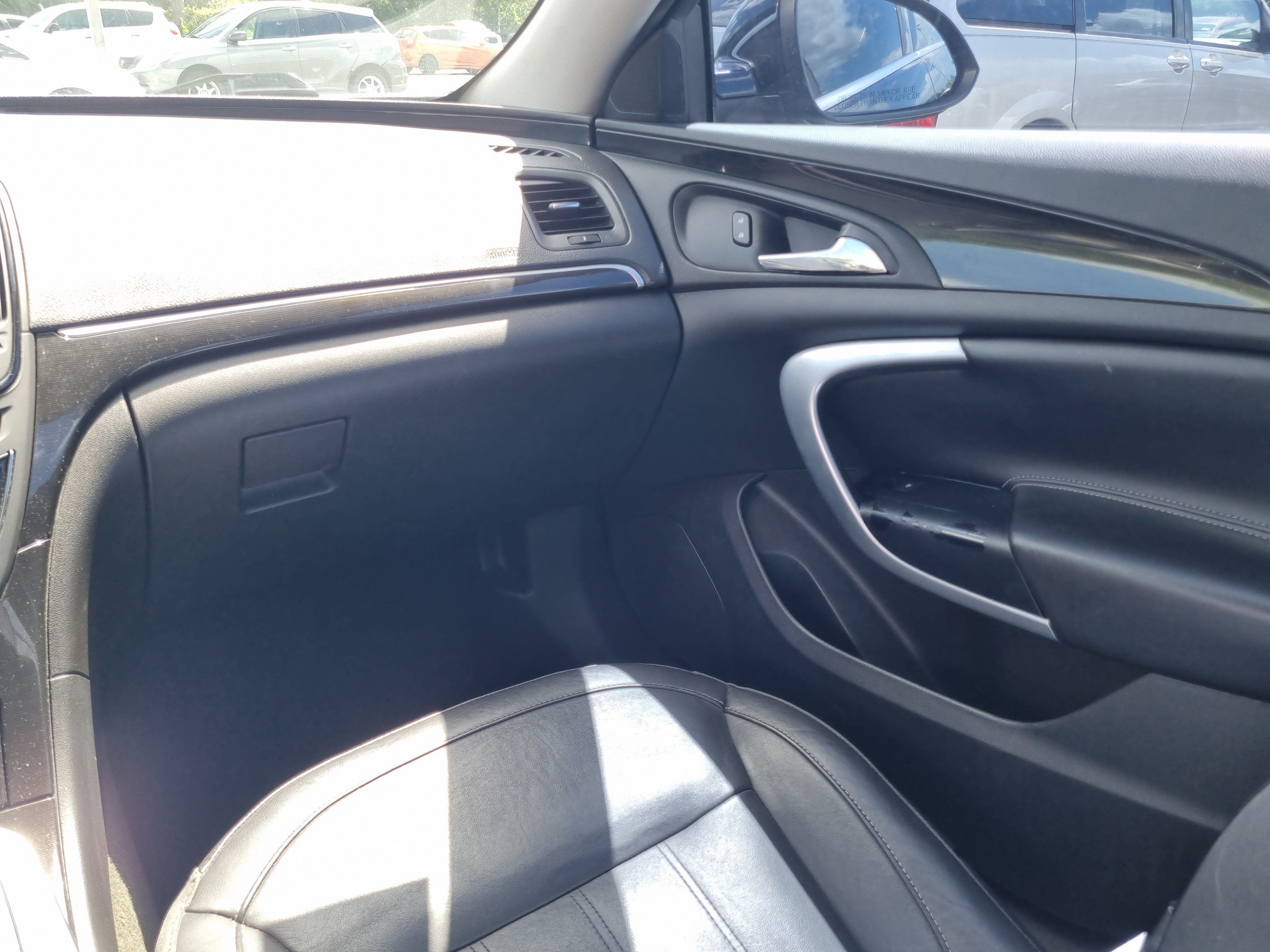 Used 2017 Buick Regal Sport Touring FWD image 14