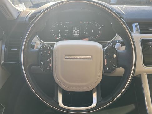 Used 2018 Land Rover Range Rover Sport HSE Dynamic image 18