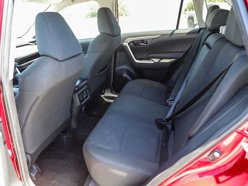 Used 2023 Toyota RAV4 LE FWD image 18