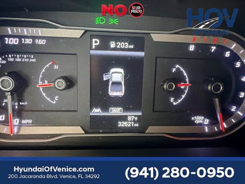 Used 2023 Hyundai Santa Cruz SEL FWD image 4