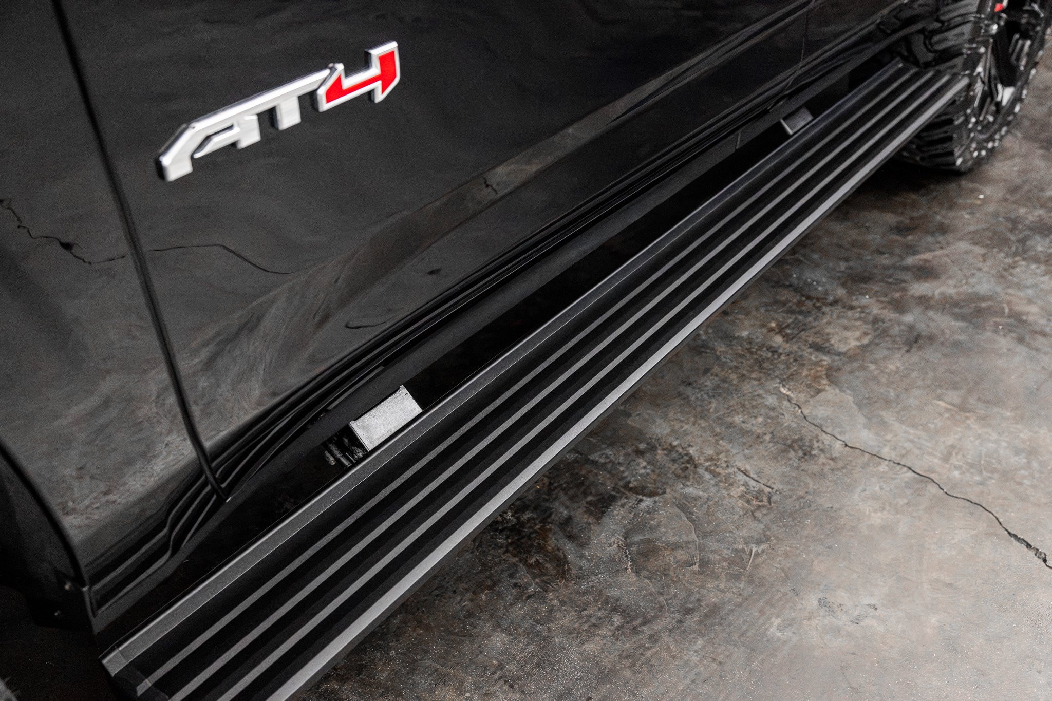 Used 2026 GMC Yukon AT4 Ultimate w/ LPO, Floor Liner Package AWD/4WD image 13