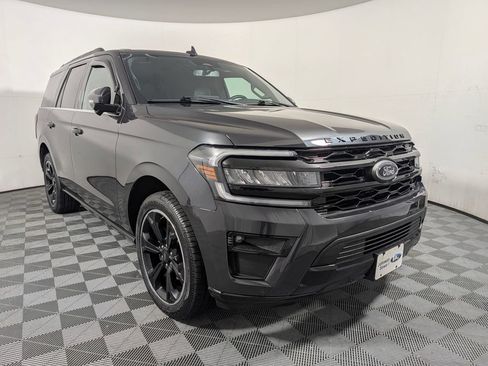 Certified 2024 Ford Expedition Limited RWD image 1