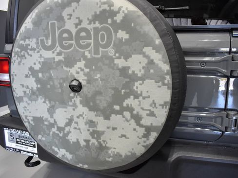 Used 2019 Jeep Wrangler Unlimited Sport S AWD/4WD image 12
