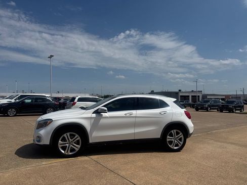 Used 2020 Mercedes-Benz GLA 250 image 13