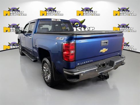 Used 2016 Chevrolet Silverado 2500 LTZ image 7