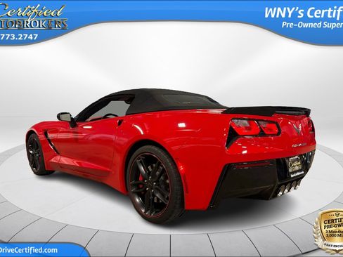 Used 2019 Chevrolet Corvette Stingray Convertible RWD image 7
