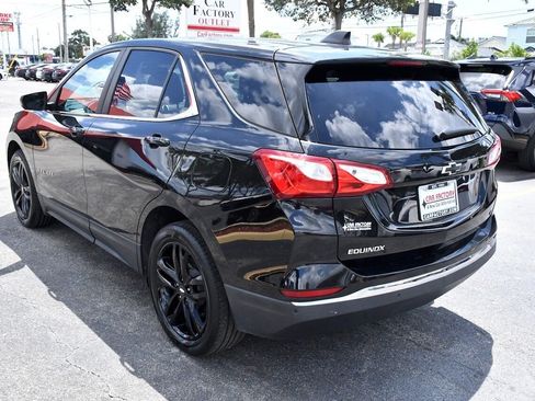 Used 2021 Chevrolet Equinox LT image 4