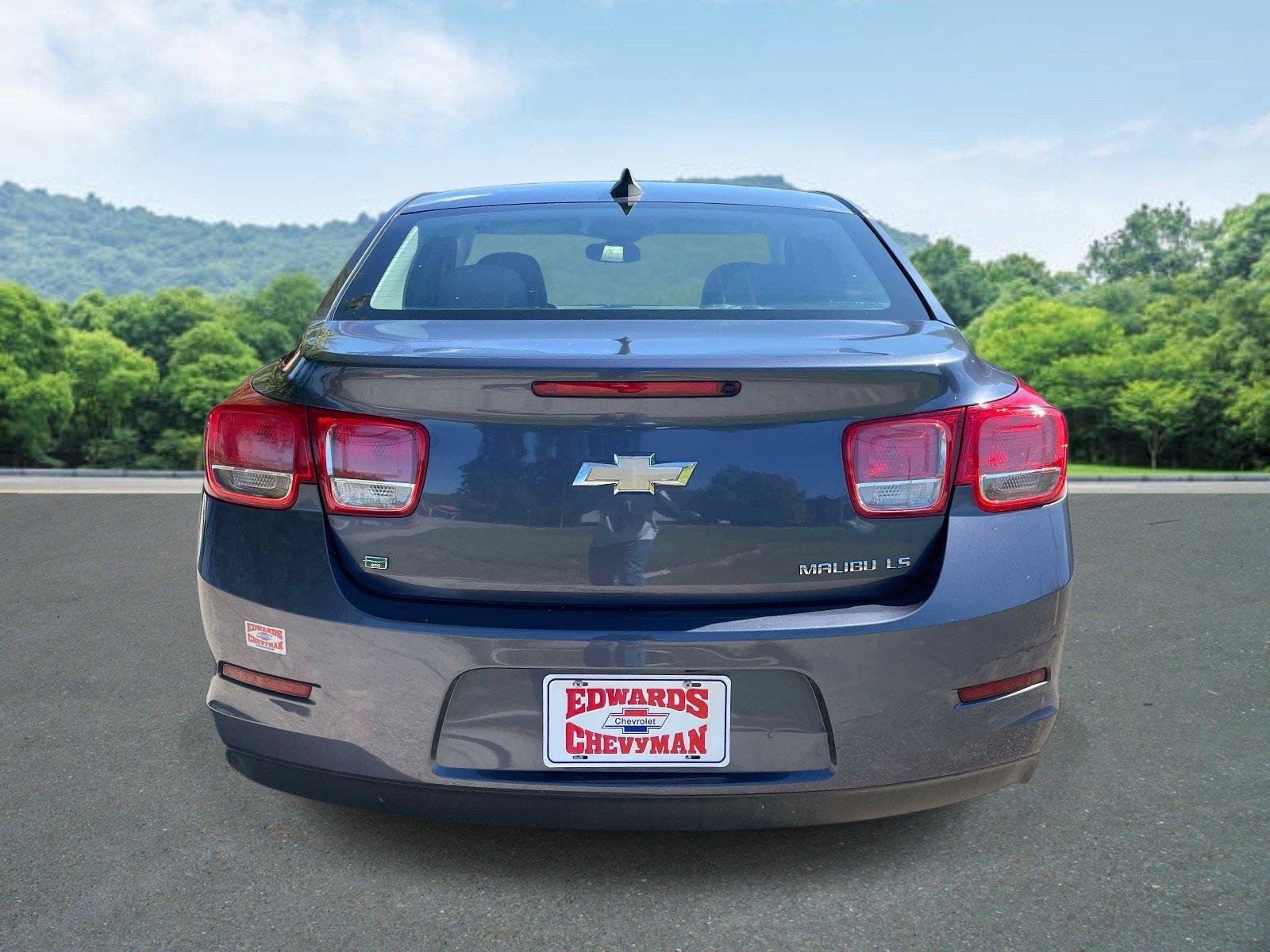 Used 2015 Chevrolet Malibu LS FWD image 4