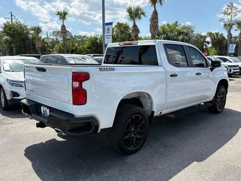 Used 2025 Chevrolet Silverado 1500 LT Trail Boss AWD/4WD image 7