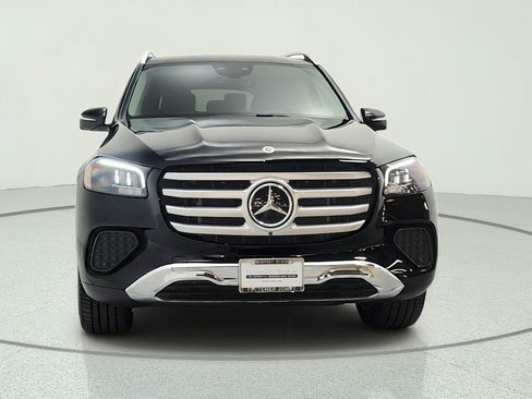 Certified 2026 Mercedes-Benz GLS 450 4MATIC image 2