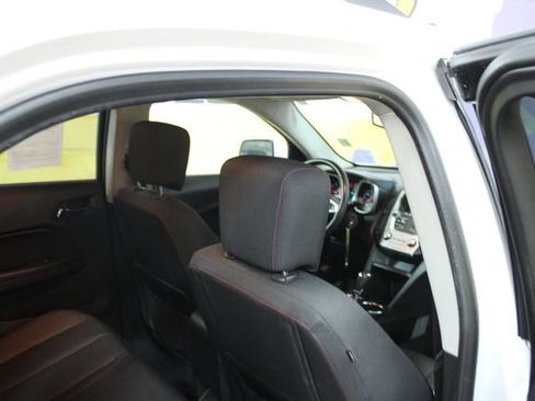 Used 2016 Chevrolet Equinox LT FWD image 10