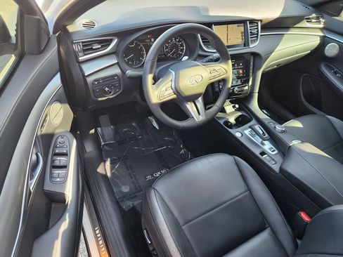 Used 2025 INFINITI QX55 Essential AWD/4WD image 15