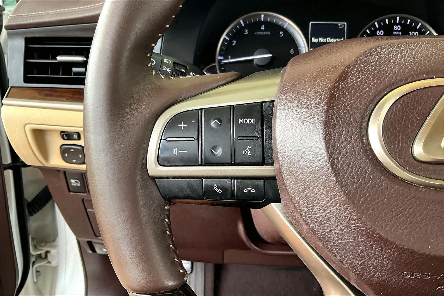 Used 2017 Lexus ES 350 FWD image 21