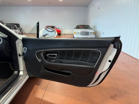 Used 2011 Bentley Continental GTC AWD/4WD image 25