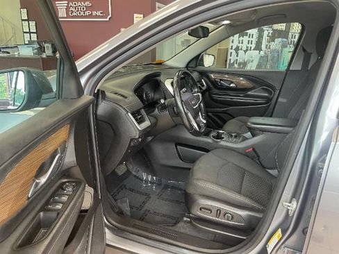 Used 2018 GMC Terrain SLE w/ Driver Convenience Package AWD/4WD image 12