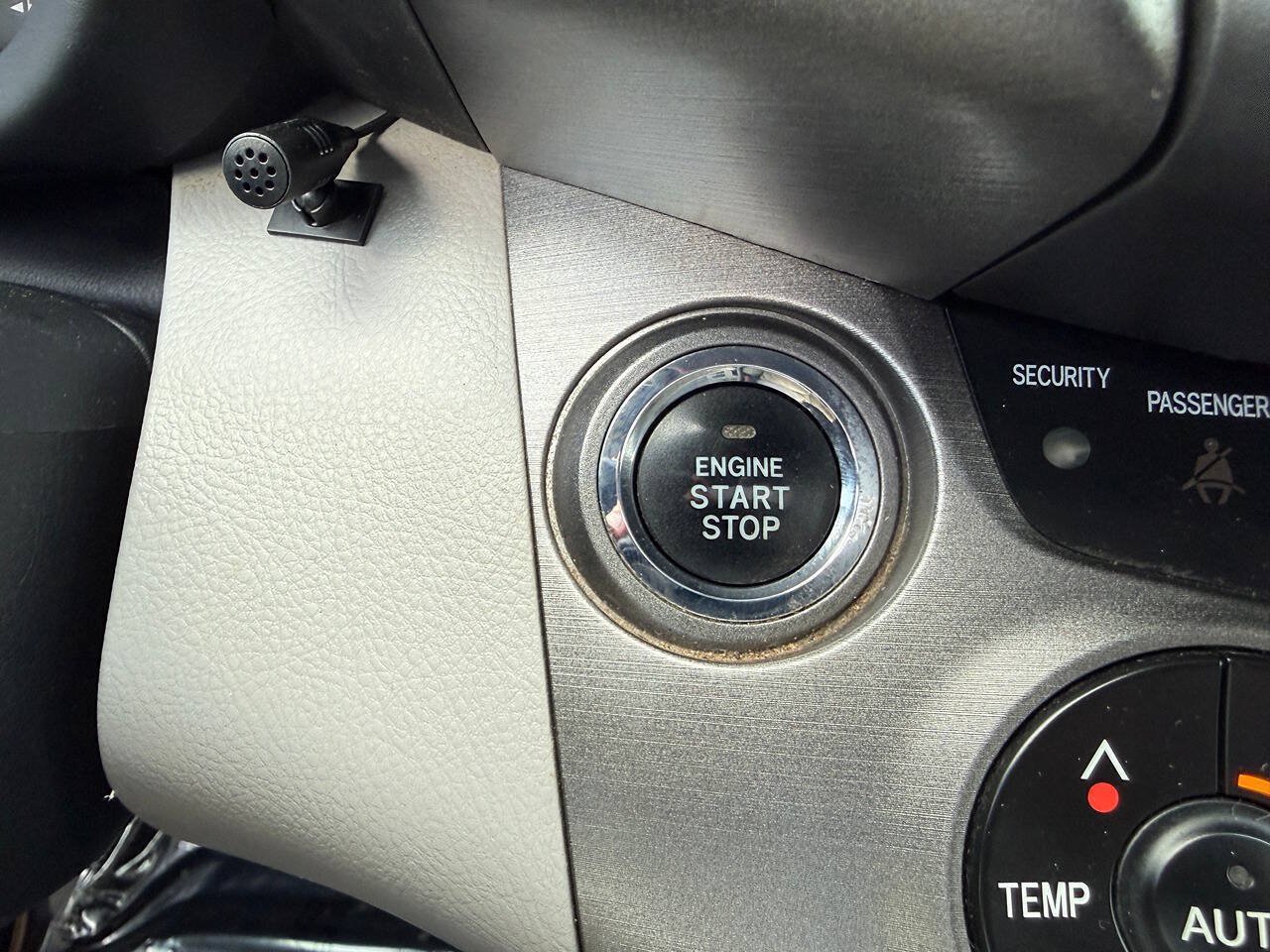 Used 2010 Toyota RAV4 Limited w/ Limited Extra Value Pkg AWD/4WD image 87