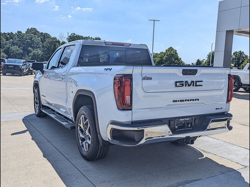 New 2026 GMC Sierra 1500 SLT w/ SLT Premium Plus Package AWD/4WD image 8