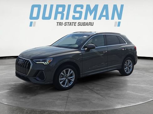 Used 2024 Audi Q3 2.0T Premium Plus w/ Premium Plus Package AWD/4WD image 2