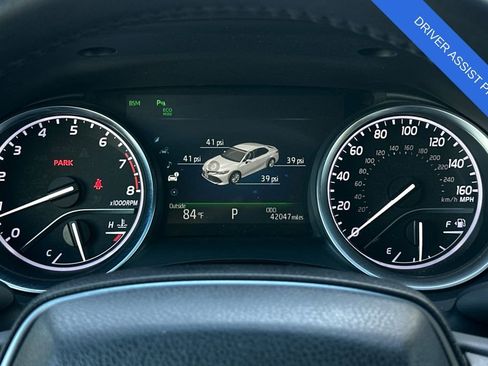 Used 2018 Toyota Camry XLE w/ Driver Assist Package image 30