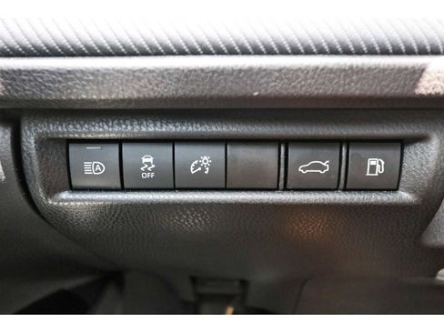 Used 2025 Toyota Camry SE w/ Convenience Package FWD image 19