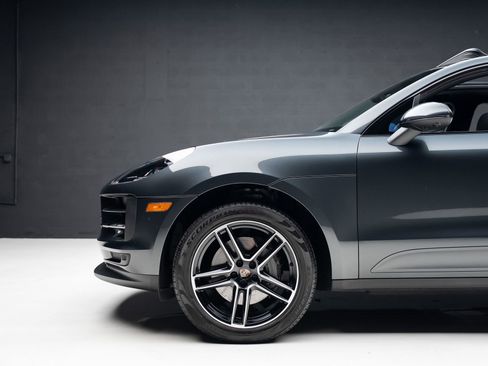 Used 2021 Porsche Macan S AWD/4WD image 18