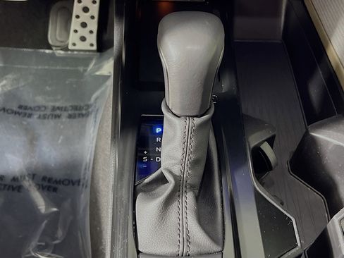 Used 2025 Toyota Camry SE w/ Multimedia Upgrade Package image 24