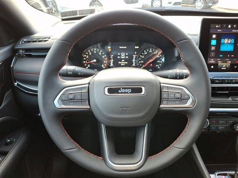 New 2026 Jeep Compass Trailhawk image 13